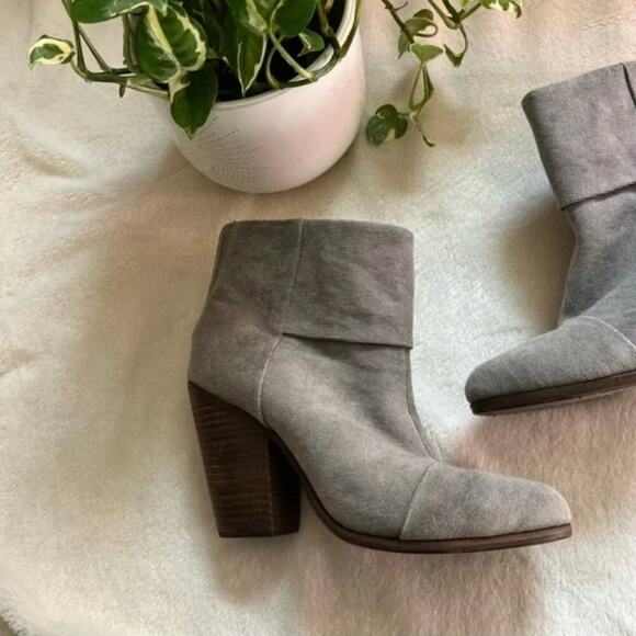 Rag & Bone Newbury Canvas Heeled Ankle Boots - Picture 2 of 7
